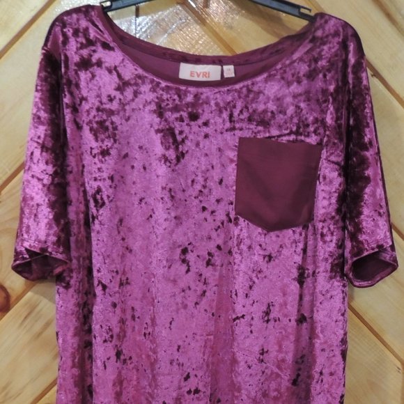 NWT EVRI Burgundy Velvet Pocket Tee Shirt Size 1X - Picture 3 of 6
